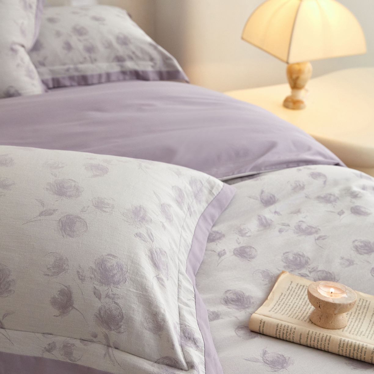 91家纺网 家纺一手货源 找家纺 JUICY 橘滋家纺 2026新款云柔奢韵全棉色织提花系列四件套 晨露玫影-露水