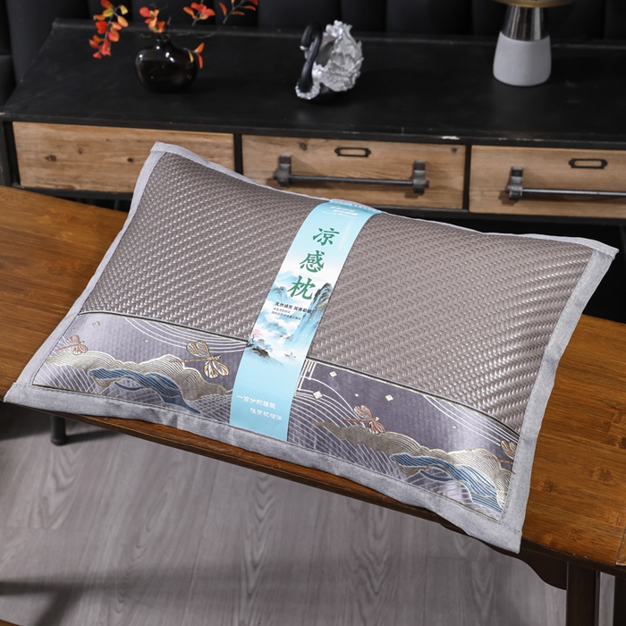 91家纺网 家纺一手货源 找家纺 （总）仁宇枕业 2026新款新品 蜻蜓戏水冰藤夏凉花草荞麦枕头枕芯