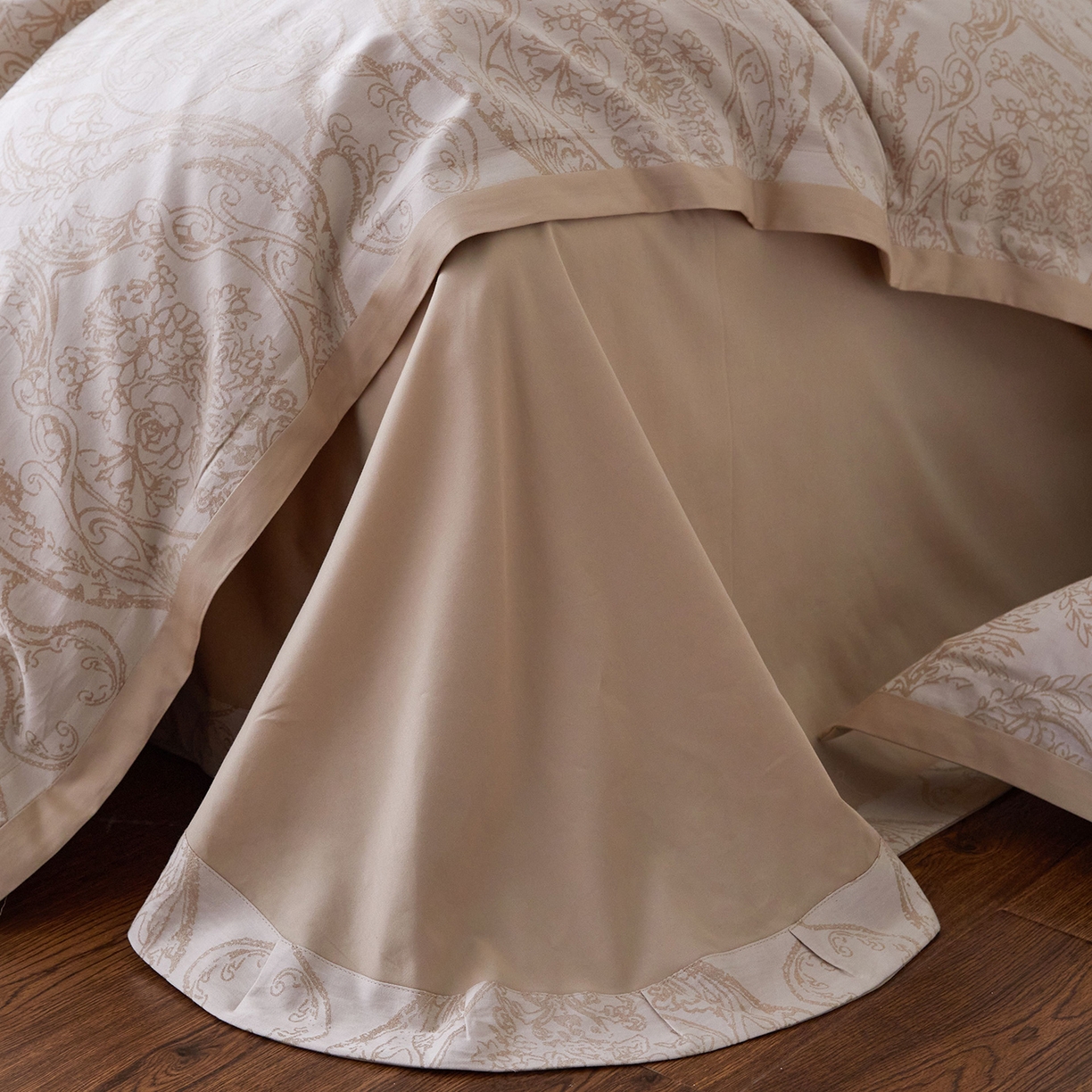 91家纺网 家纺一手货源 找家纺 JUICY 橘滋家纺 2026新款云柔奢韵全棉色织提花系列四件套 石光集-卡其