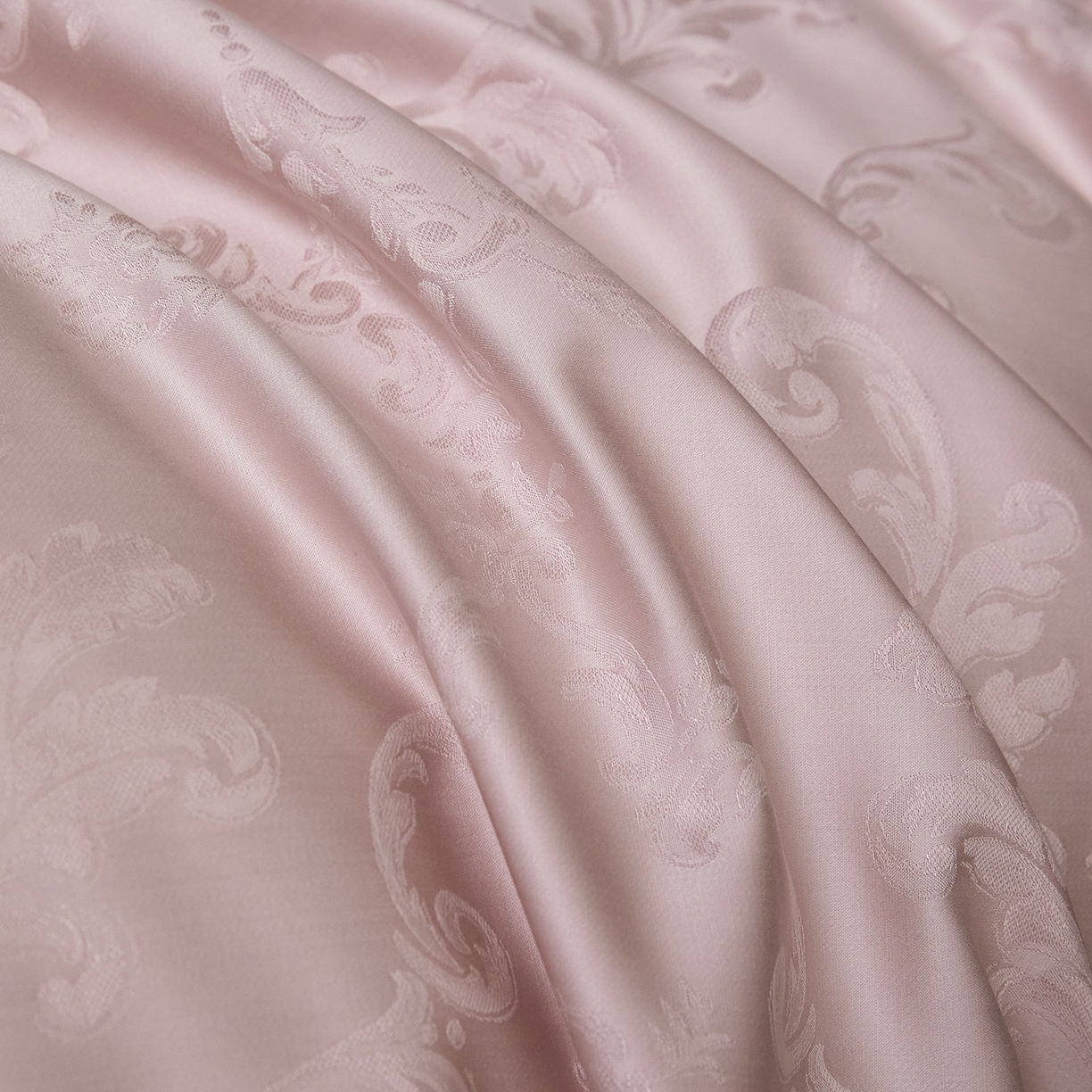 91家纺网 家纺一手货源 找家纺 JUICY 橘滋家纺 2026新款流光锦年暗纹提花天丝棉系列四件套 卷草絮语-粉黛