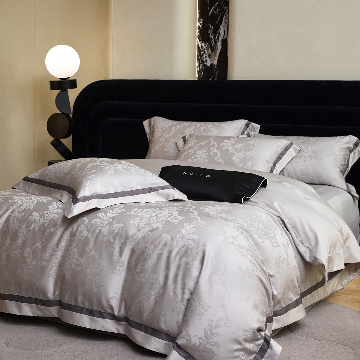 JUICY 橘滋家纺 2026新款流光锦年暗纹提花天丝棉系列四件套 卷草絮语-雾灰