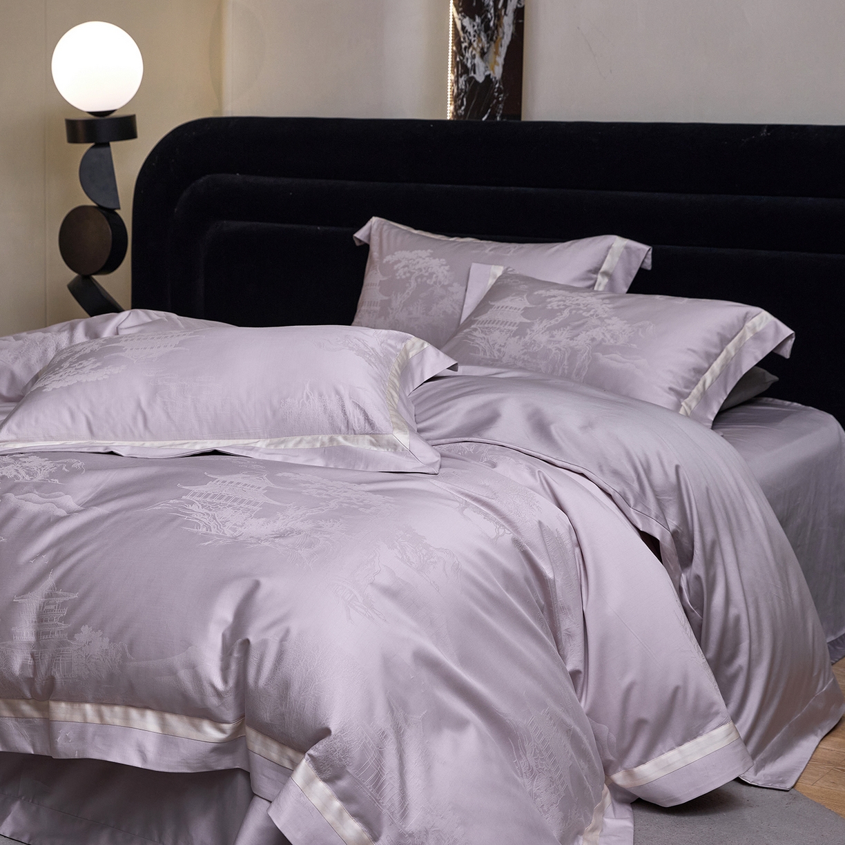 91家纺网 家纺一手货源 找家纺 JUICY 橘滋家纺 2026新款流光锦年暗纹提花天丝棉系列四件套 东方诗-薄紫