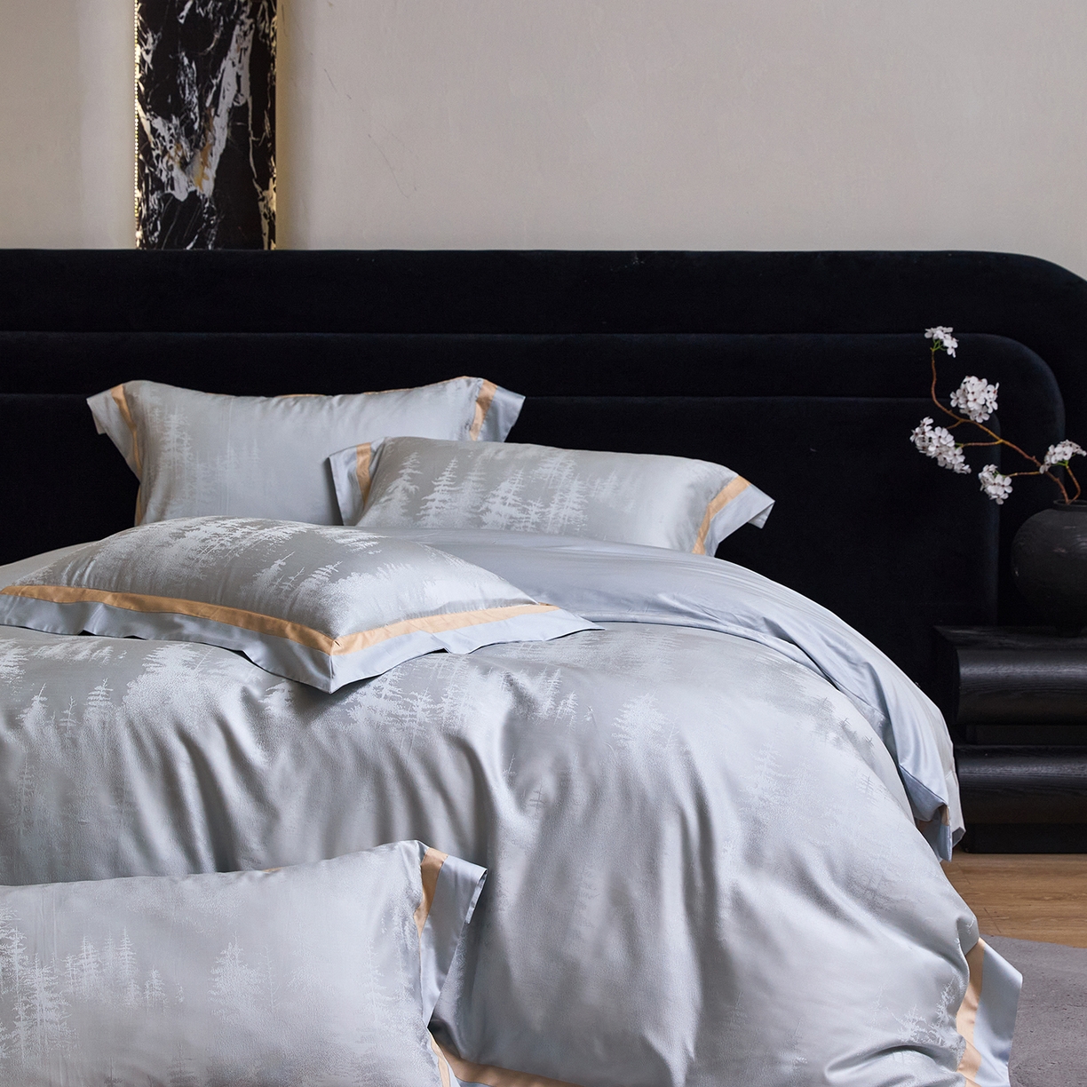 91家纺网 家纺一手货源 找家纺 JUICY 橘滋家纺 2026新款流光锦年暗纹提花天丝棉系列四件套 博尔塞纳秘境