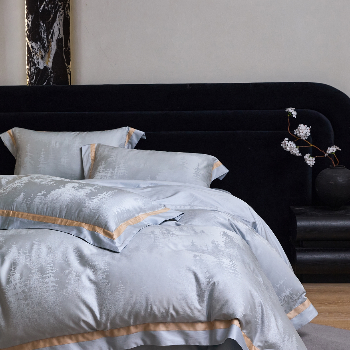 91家纺网 家纺一手货源 找家纺 JUICY 橘滋家纺 2026新款流光锦年暗纹提花天丝棉系列四件套 博尔塞纳秘境