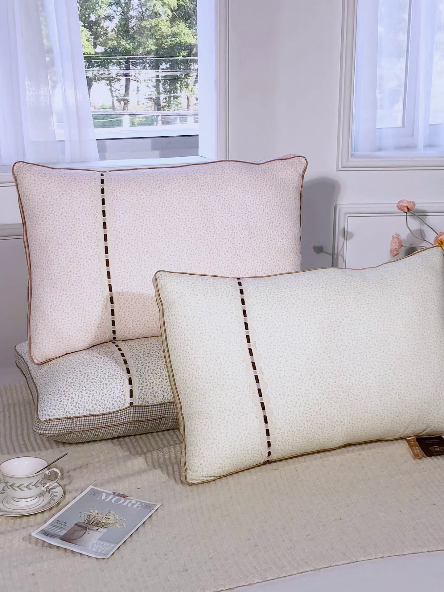 91家纺网 家纺一手货源 找家纺 （总）仁宇枕业 2026新款新品 田园风小碎花羽丝绒舒适高枕头枕芯