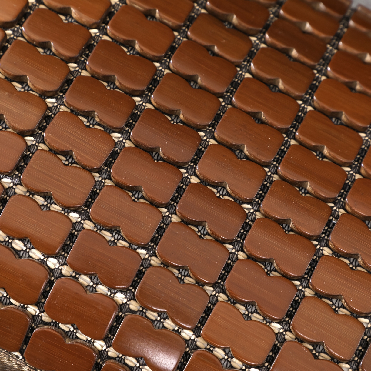 91家纺网 家纺一手货源 找家纺 （总）仁宇枕业 2026新款新品 竹炭方块竹席荞麦枕头夏凉枕头枕芯