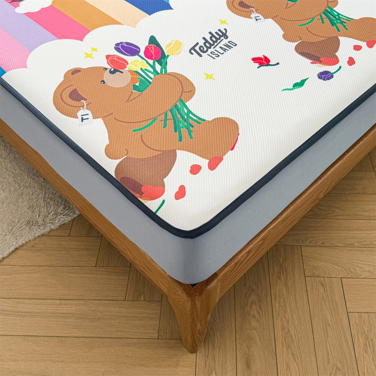 91家纺网 家纺一手货源 找家纺 慕木家纺 2026春夏新款泰迪冰丝席系列凉席席子空调软席平席和床笠 泰迪彩虹 床笠款