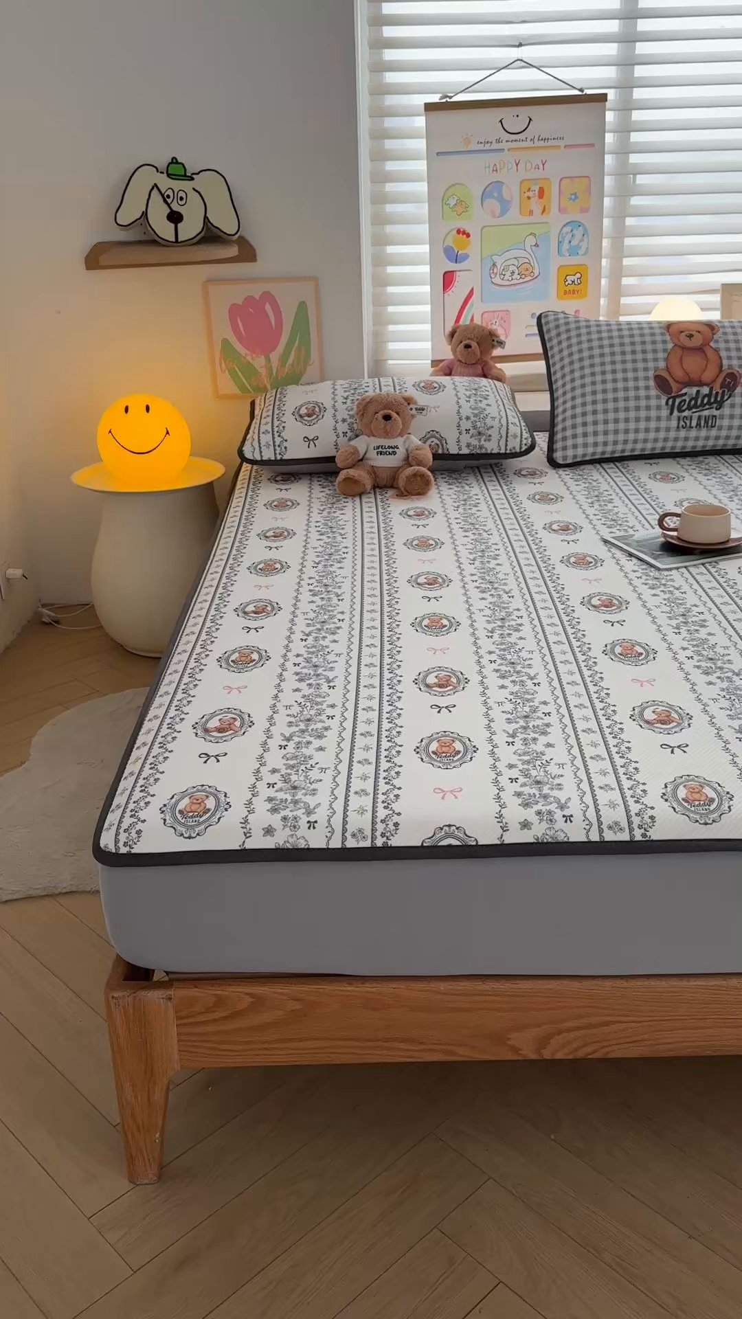 91家纺网 家纺一手货源 找家纺 慕木家纺 2026春夏新款泰迪冰丝席系列凉席席子空调软席平席和床笠 泰迪花镜 床笠款