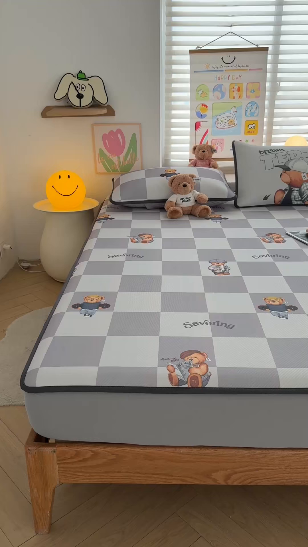 91家纺网 家纺一手货源 找家纺 慕木家纺 2026春夏新款泰迪冰丝席系列凉席席子空调软席平席和床笠 泰迪灰格 床笠款