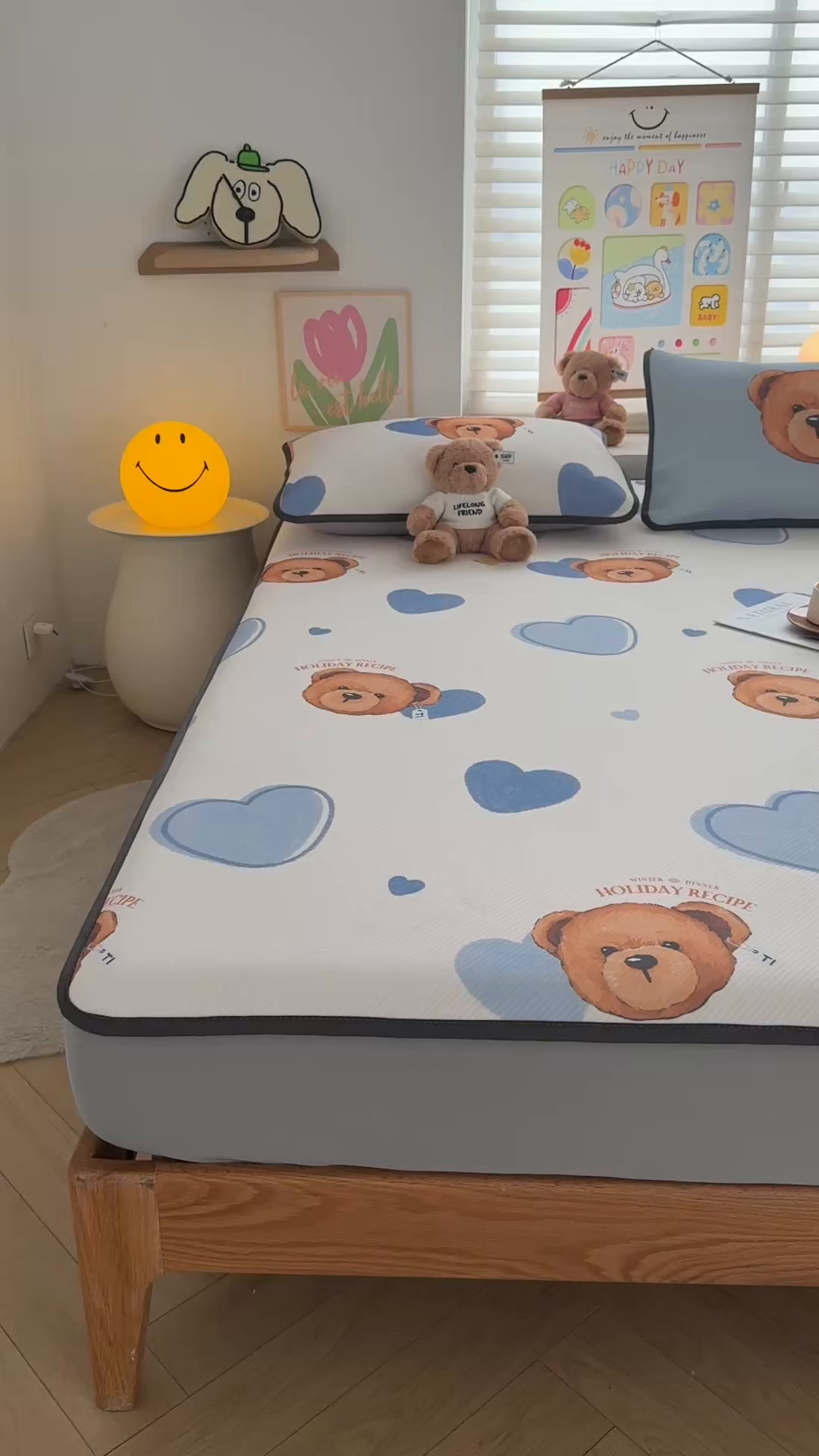 91家纺网 家纺一手货源 找家纺 慕木家纺 2026春夏新款泰迪冰丝席系列凉席席子空调软席平席和床笠 泰迪蓝心 床笠款