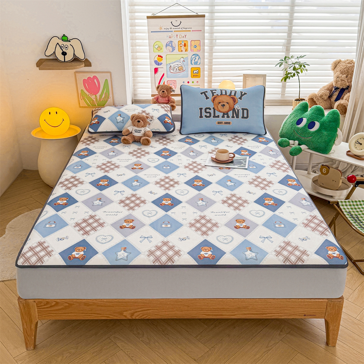 91家纺网 家纺一手货源 找家纺 慕木家纺 2026春夏新款泰迪冰丝席系列凉席席子空调软席平席和床笠 泰迪菱形 床笠款