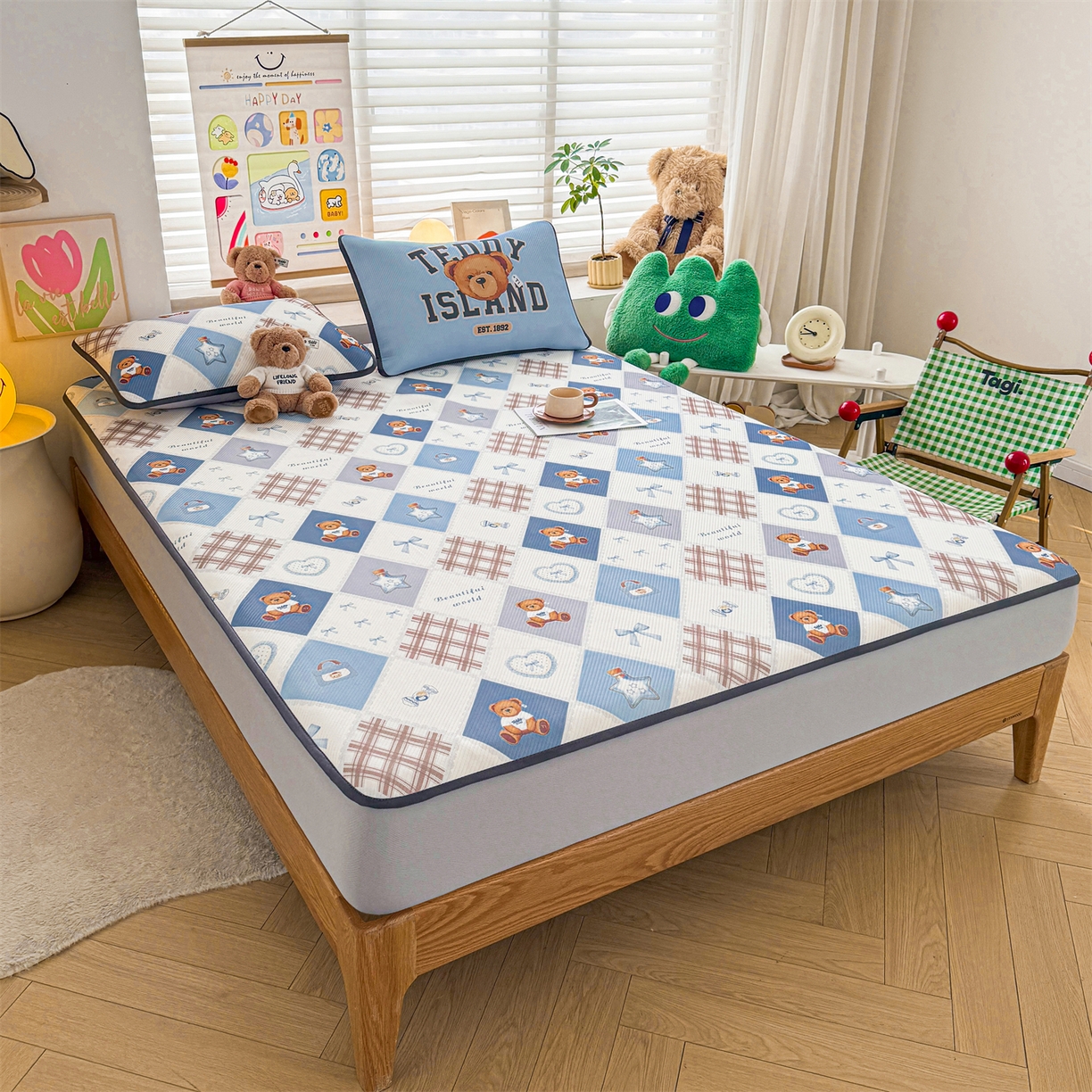 91家纺网 家纺一手货源 找家纺 慕木家纺 2026春夏新款泰迪冰丝席系列凉席席子空调软席平席和床笠 泰迪菱形 床笠款