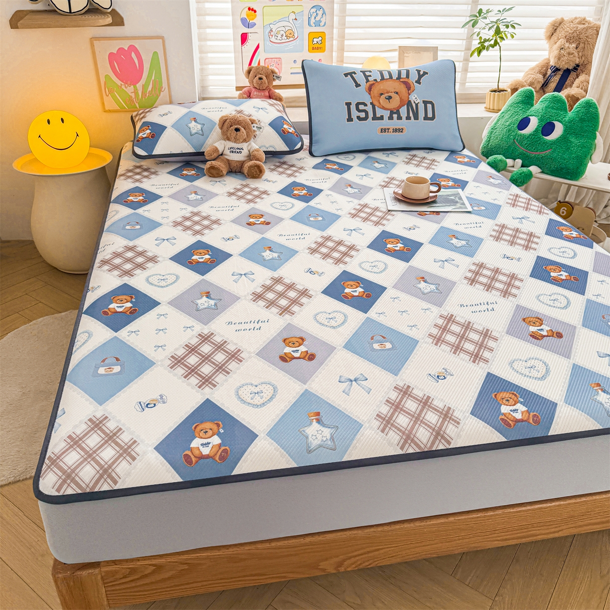 91家纺网 家纺一手货源 找家纺 慕木家纺 2026春夏新款泰迪冰丝席系列凉席席子空调软席平席和床笠 泰迪菱形 床笠款