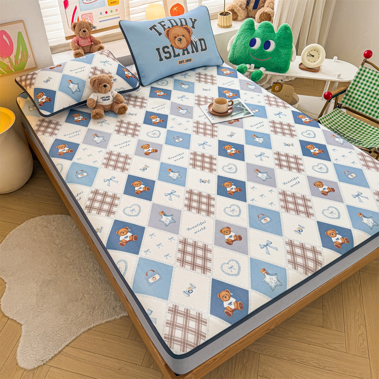 91家纺网 家纺一手货源 找家纺 慕木家纺 2026春夏新款泰迪冰丝席系列凉席席子空调软席平席和床笠 泰迪菱形 床笠款