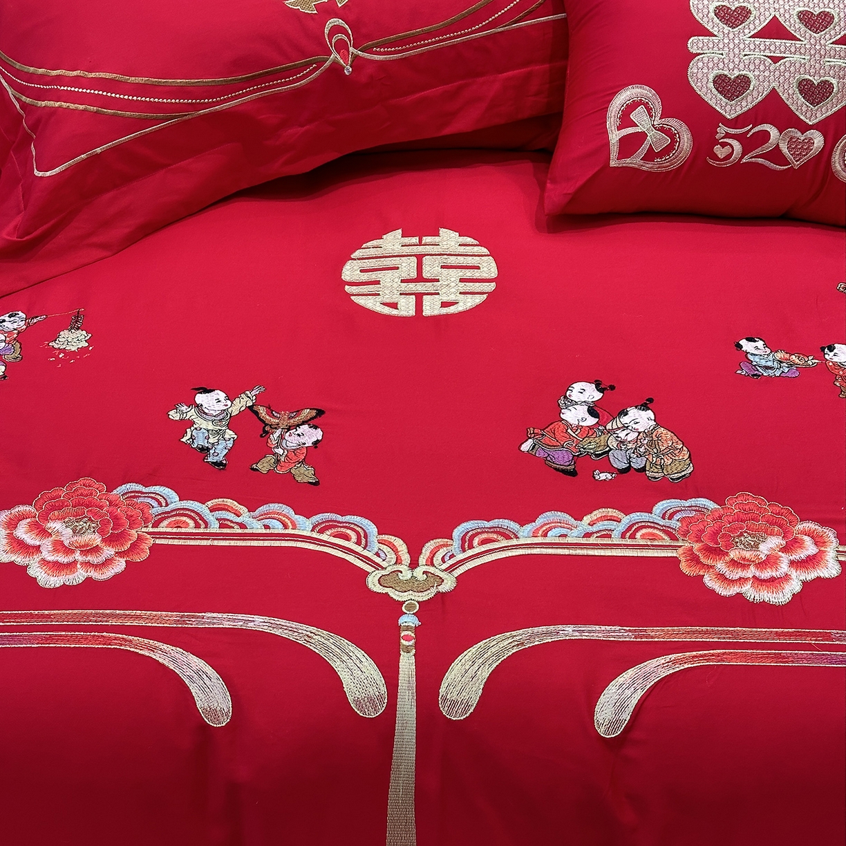 91家纺网 家纺一手货源 找家纺 （总）JUICY 橘滋家纺 2026新款全棉大红刺绣婚庆实惠款四件套多件套