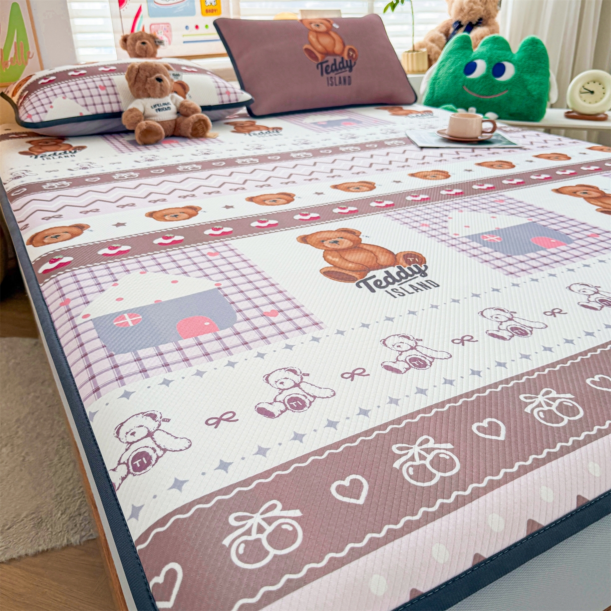 91家纺网 家纺一手货源 找家纺 慕木家纺 2026春夏新款泰迪冰丝席系列凉席席子空调软席平席和床笠 泰迪甜点 床笠款