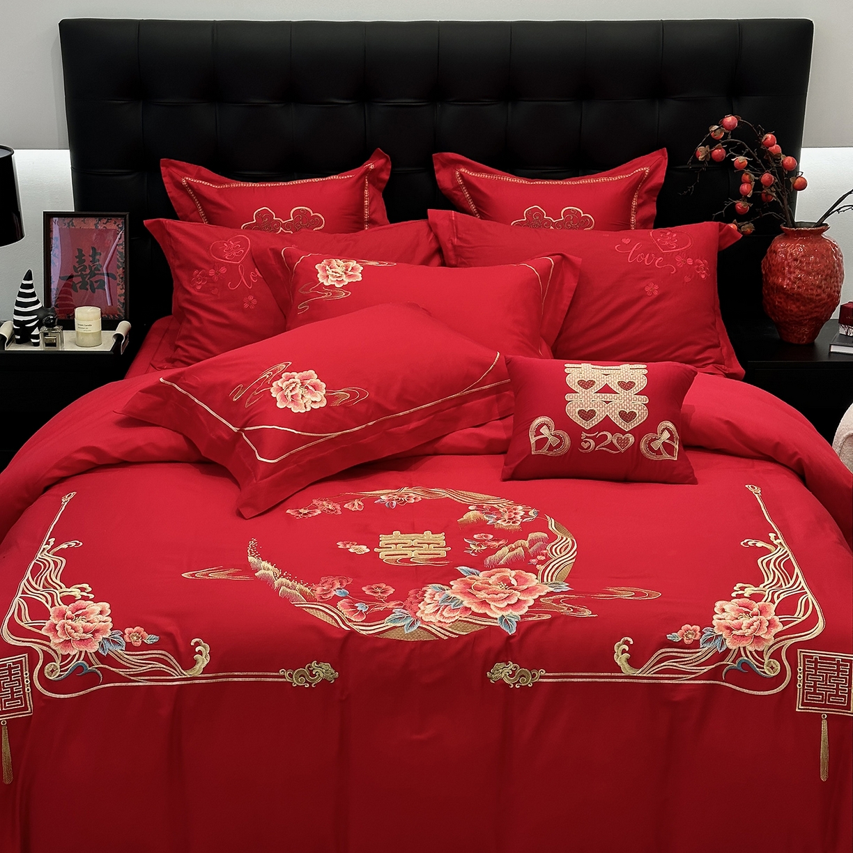 91家纺网 家纺一手货源 找家纺 JUICY 橘滋家纺 2026新款全棉大红刺绣婚庆实惠款四件套多件套 花好月圆