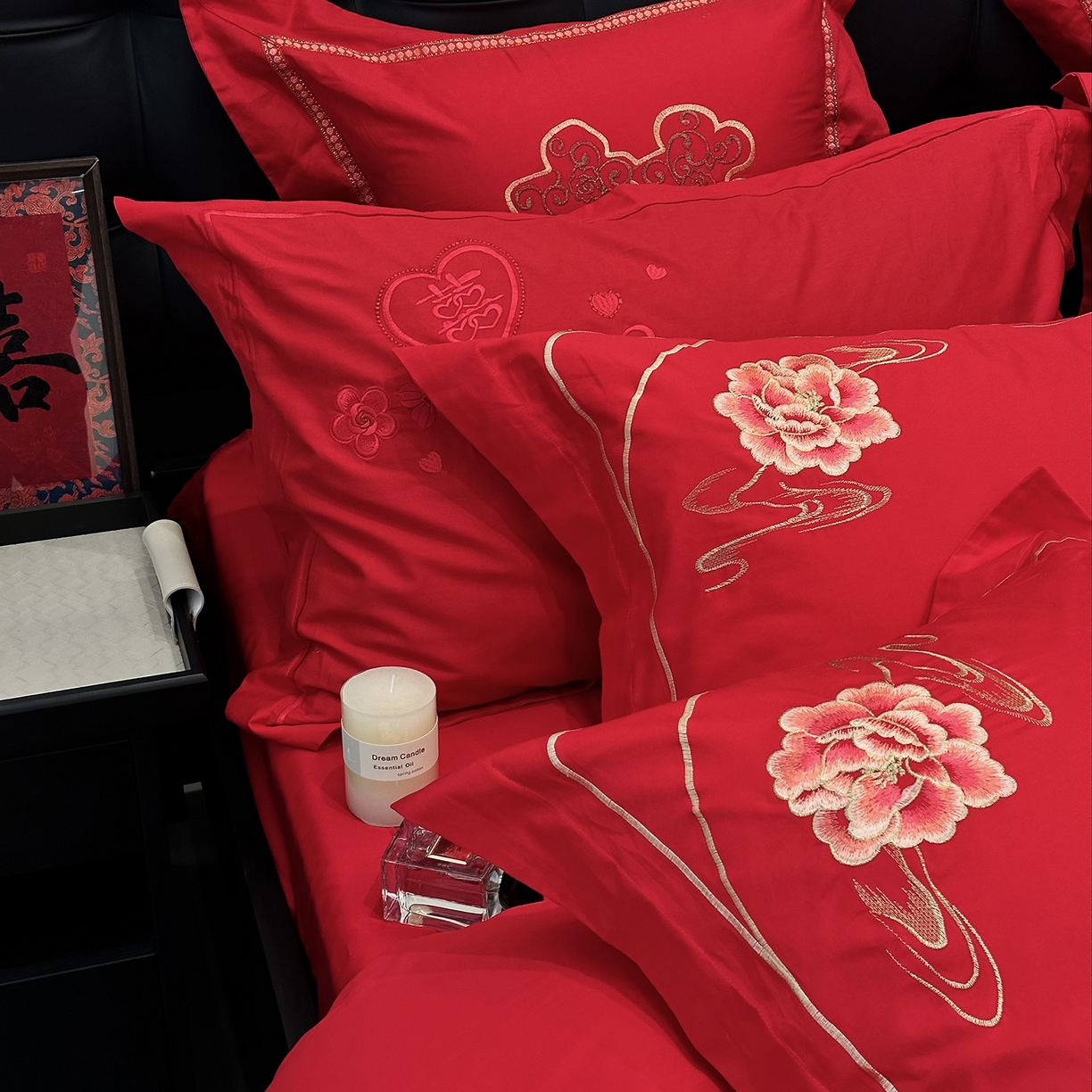 91家纺网 家纺一手货源 找家纺 JUICY 橘滋家纺 2026新款全棉大红刺绣婚庆实惠款四件套多件套 花好月圆