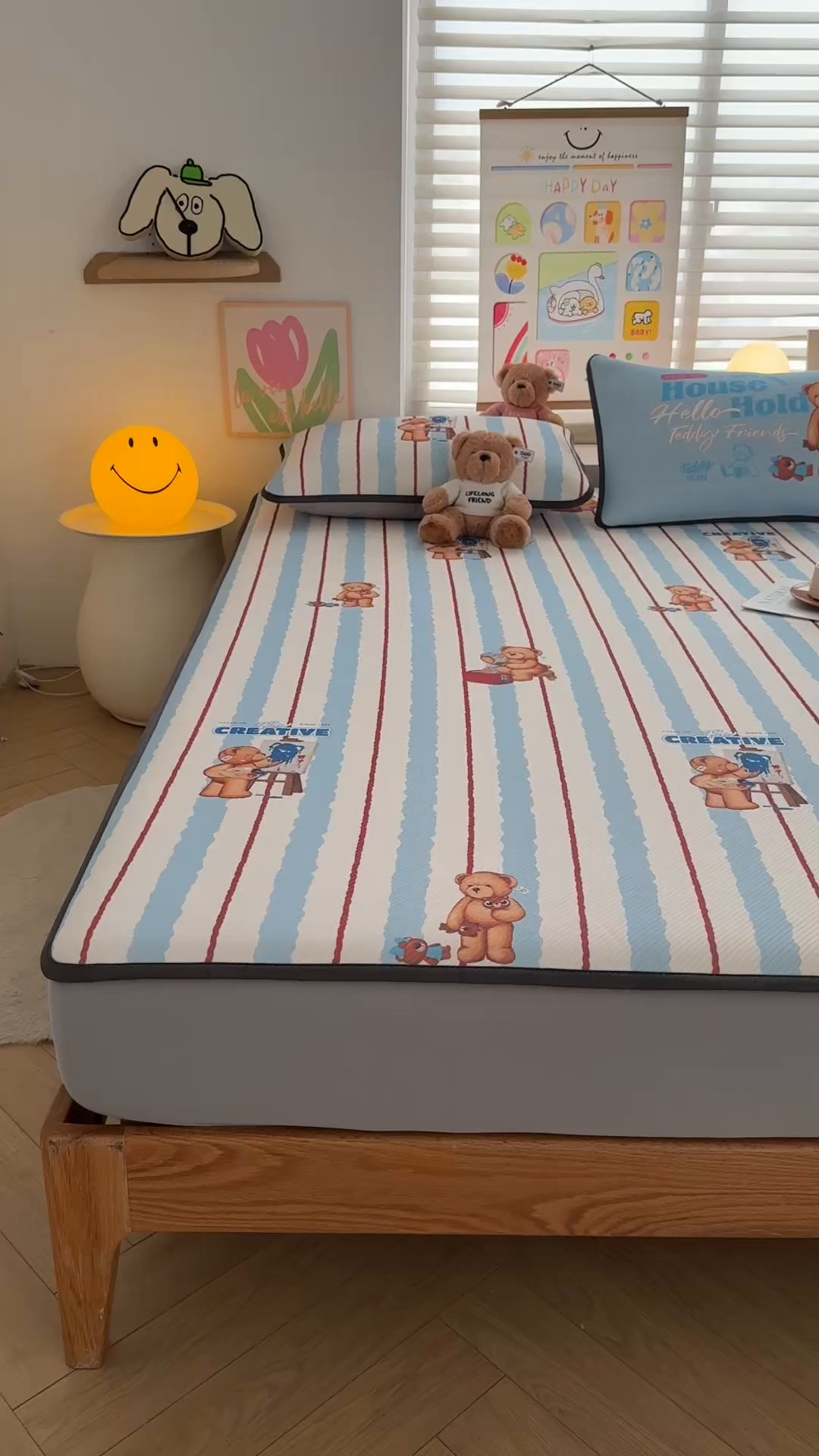 91家纺网 家纺一手货源 找家纺 慕木家纺 2026春夏新款泰迪冰丝席系列凉席席子空调软席平席和床笠 泰迪条纹蓝 床笠款