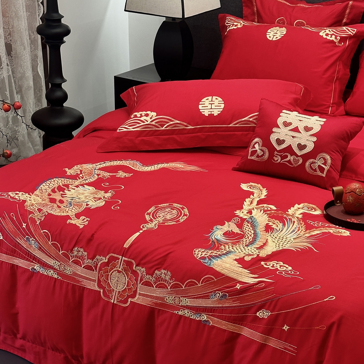 91家纺网 家纺一手货源 找家纺 JUICY 橘滋家纺 2026新款全棉大红刺绣婚庆实惠款四件套多件套 龙凤喜乐