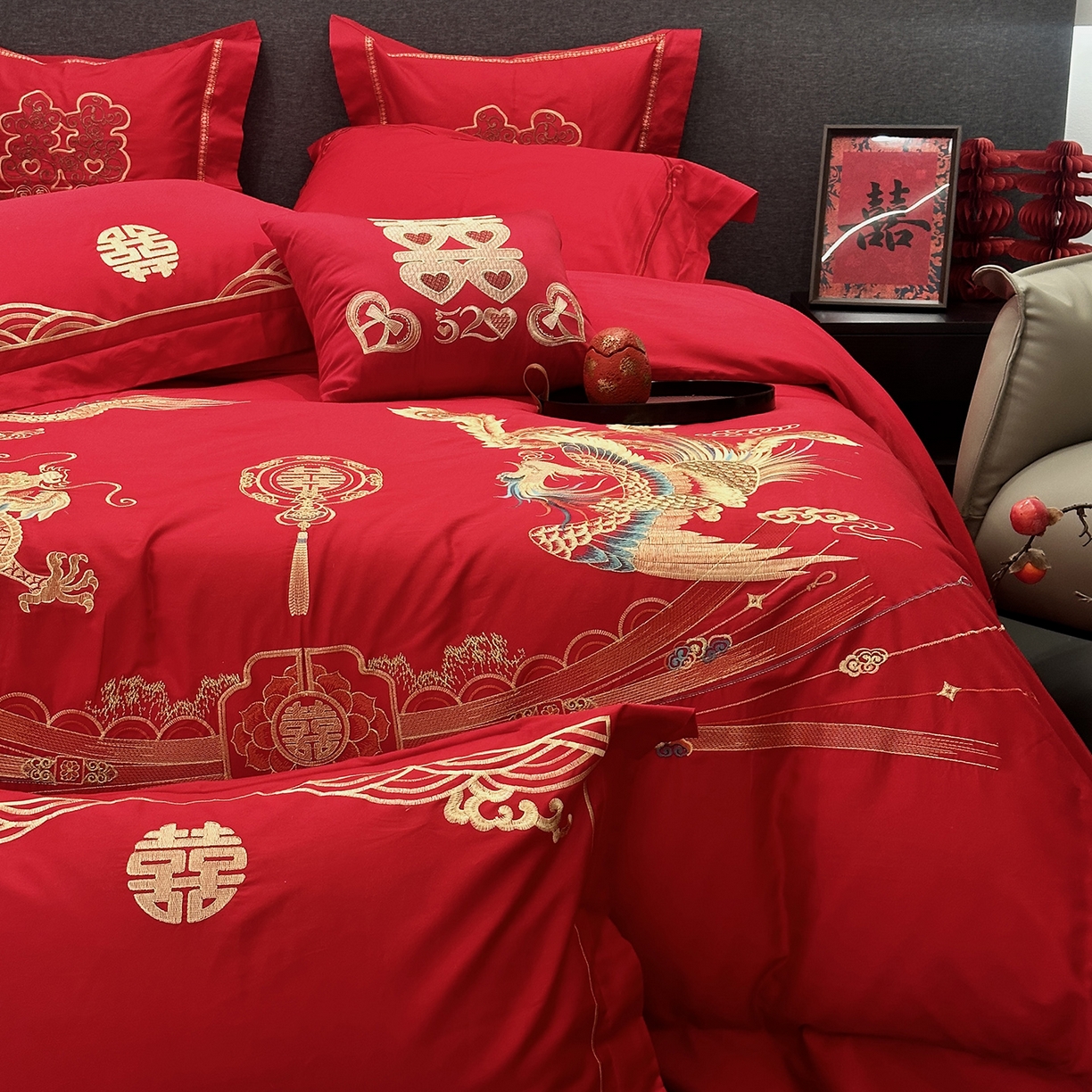 91家纺网 家纺一手货源 找家纺 JUICY 橘滋家纺 2026新款全棉大红刺绣婚庆实惠款四件套多件套 龙凤喜乐