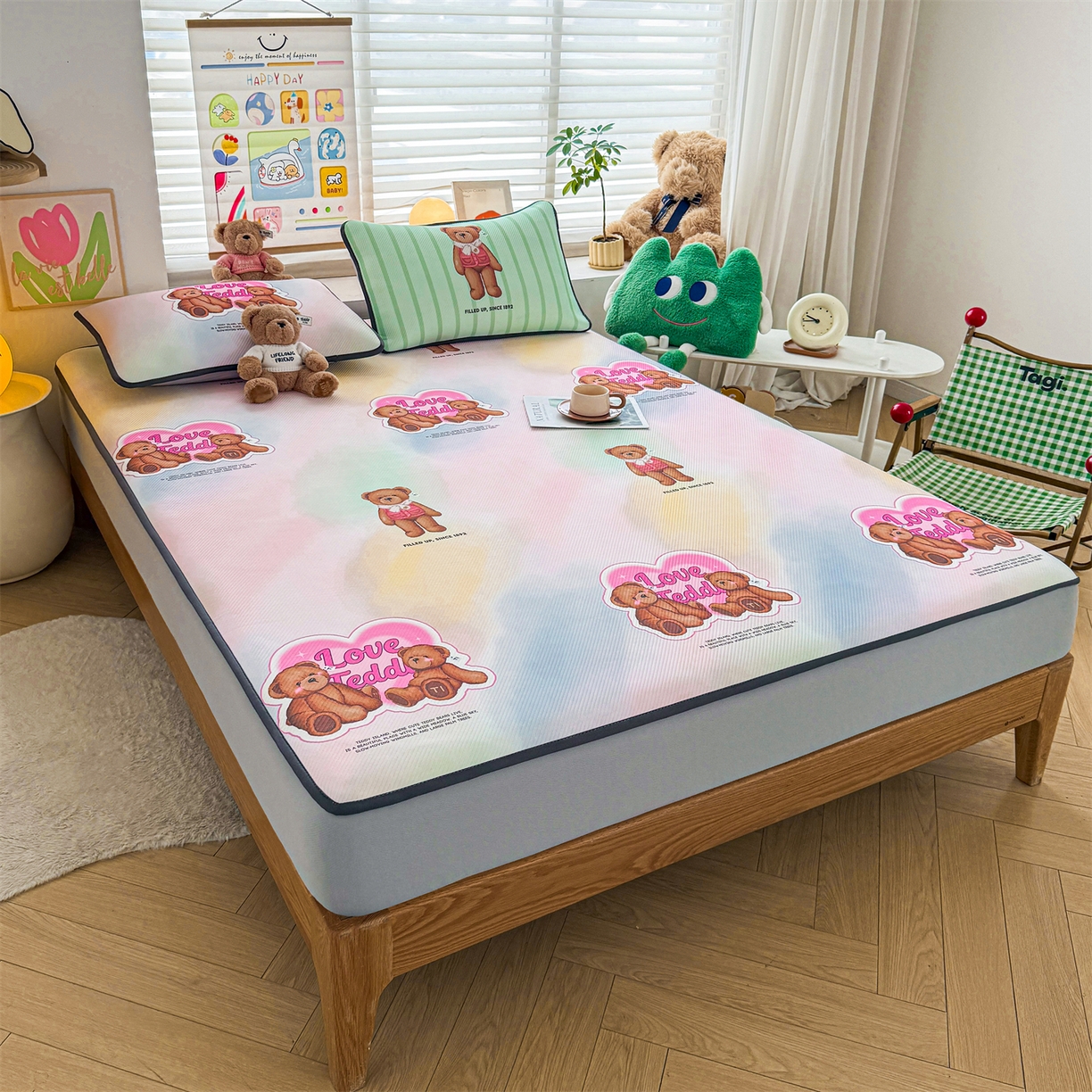 91家纺网 家纺一手货源 找家纺 慕木家纺 2026春夏新款泰迪冰丝席系列凉席席子空调软席平席和床笠 泰迪炫彩 床笠款