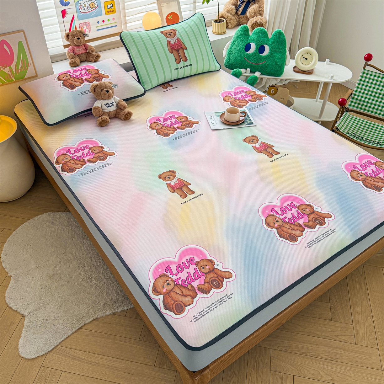 91家纺网 家纺一手货源 找家纺 慕木家纺 2026春夏新款泰迪冰丝席系列凉席席子空调软席平席和床笠 泰迪炫彩 床笠款