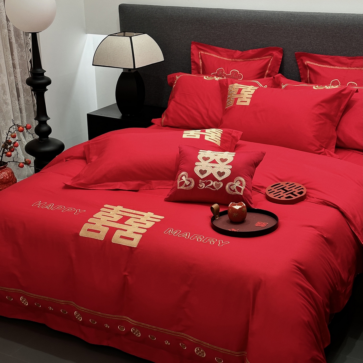 91家纺网 家纺一手货源 找家纺 JUICY 橘滋家纺 2026新款全棉大红刺绣婚庆实惠款四件套多件套 喜上加喜