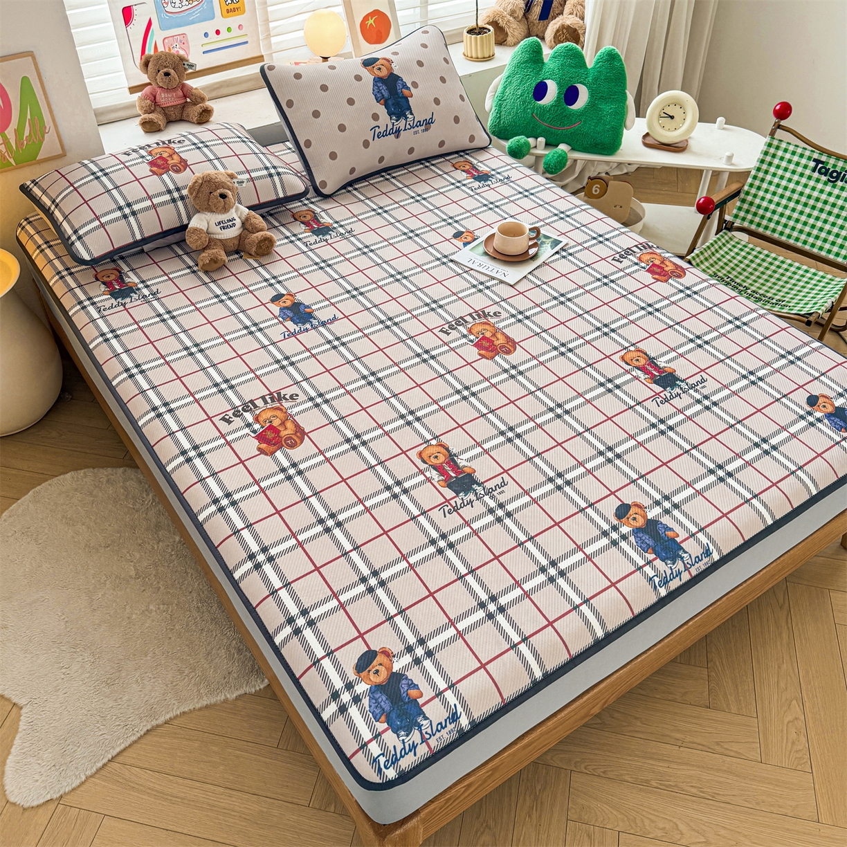 91家纺网 家纺一手货源 找家纺 慕木家纺 2026春夏新款泰迪冰丝席系列凉席席子空调软席平席和床笠 泰迪英伦 床笠款