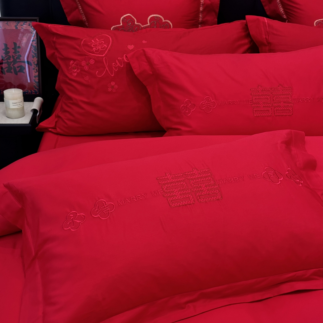 91家纺网 家纺一手货源 找家纺 JUICY 橘滋家纺 2026新款全棉大红刺绣婚庆实惠款四件套多件套 喜悦锦簇-红