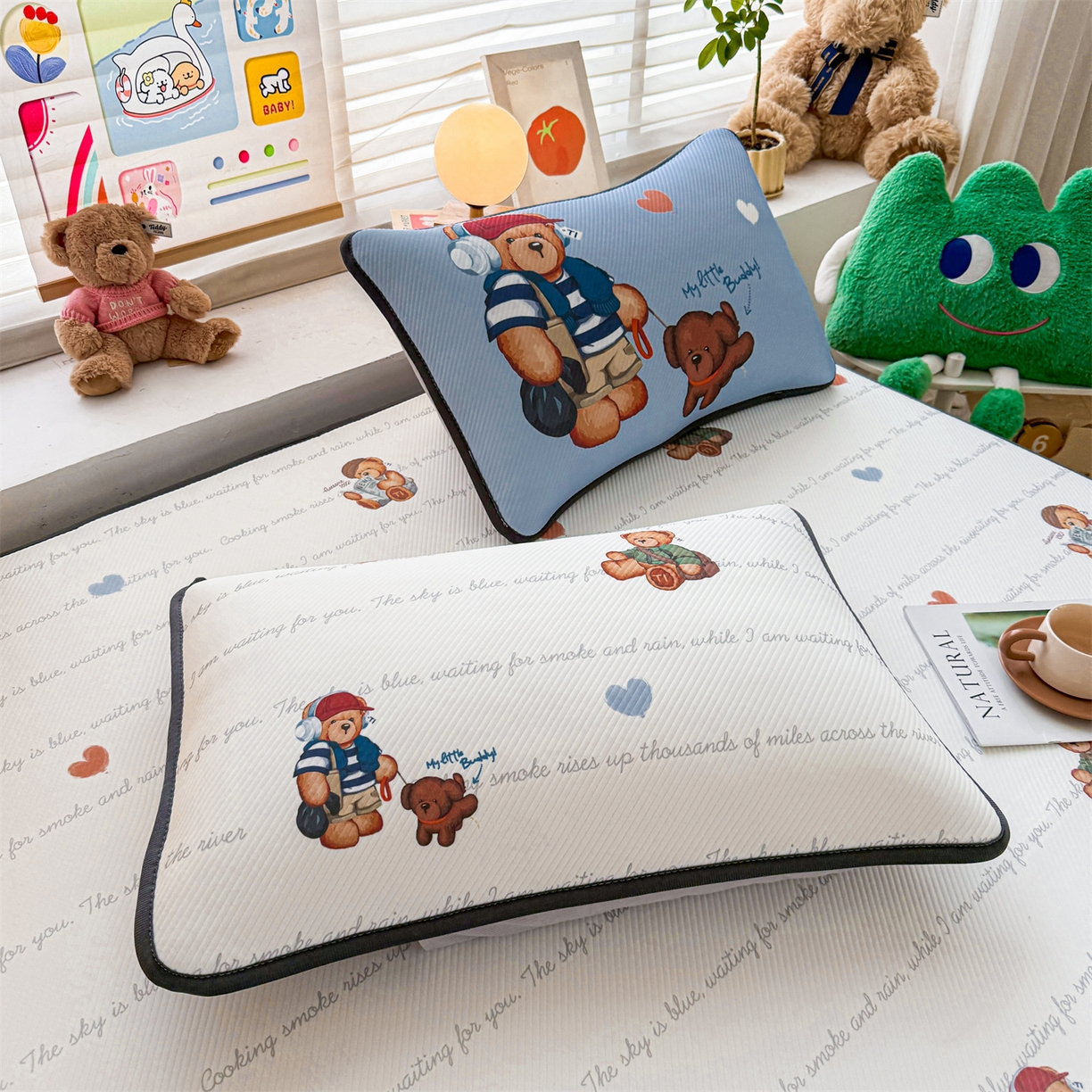 91家纺网 家纺一手货源 找家纺 慕木家纺 2026春夏新款泰迪冰丝席系列凉席席子空调软席平席和床笠 泰迪字母 床笠款