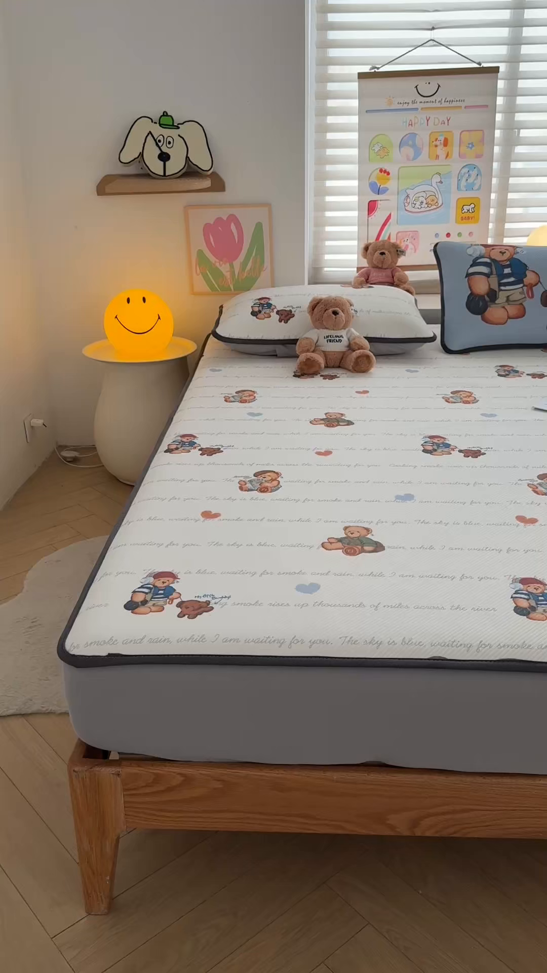 91家纺网 家纺一手货源 找家纺 慕木家纺 2026春夏新款泰迪冰丝席系列凉席席子空调软席平席和床笠 泰迪字母 床笠款