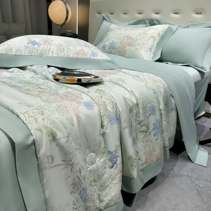 91家纺网 家纺一手货源 找家纺 爱彼家纺 2026夏季热门数码冰丝水墨画风单夏被凉感冰丝夏被四件套 夏被-山水画绿