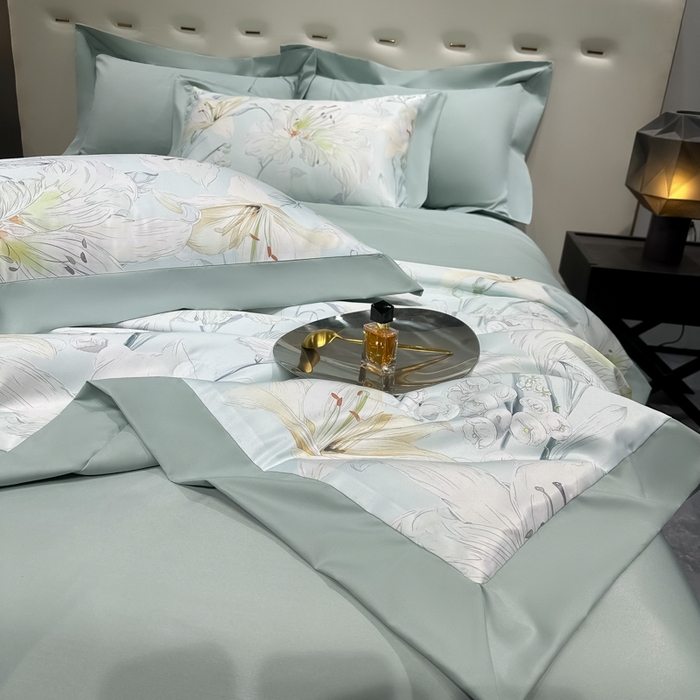 91家纺网 家纺一手货源 找家纺 爱彼家纺 2026夏季热门数码冰丝水墨画风单夏被凉感冰丝夏被四件套 夏被-初夏