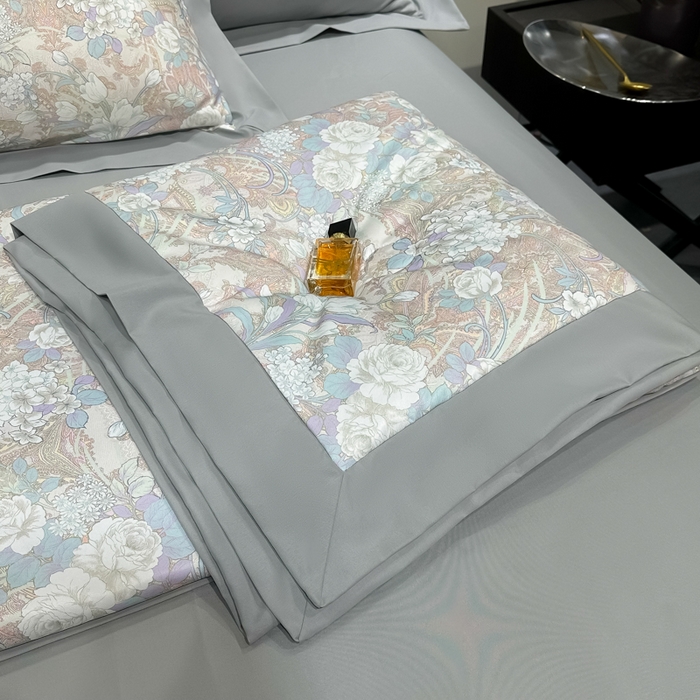 91家纺网 家纺一手货源 找家纺 爱彼家纺 2026夏季热门数码冰丝水墨画风单夏被凉感冰丝夏被四件套 夏被-娇之恋