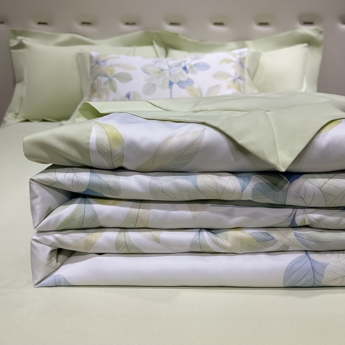 91家纺网 家纺一手货源 找家纺 爱彼家纺 2026夏季热门数码冰丝水墨画风单夏被凉感冰丝夏被四件套 夏被-绿叶花园