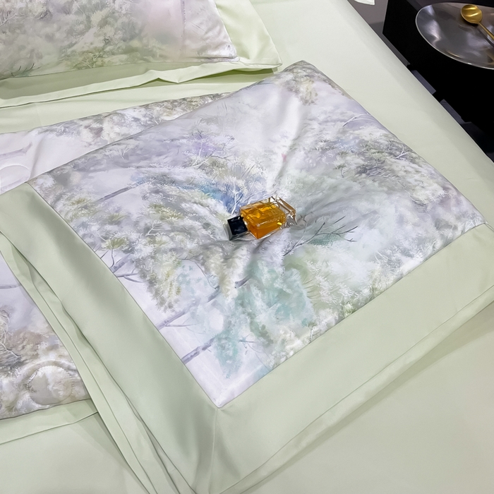 91家纺网 家纺一手货源 找家纺 爱彼家纺 2026夏季热门数码冰丝水墨画风单夏被凉感冰丝夏被四件套 夏被-森林密语