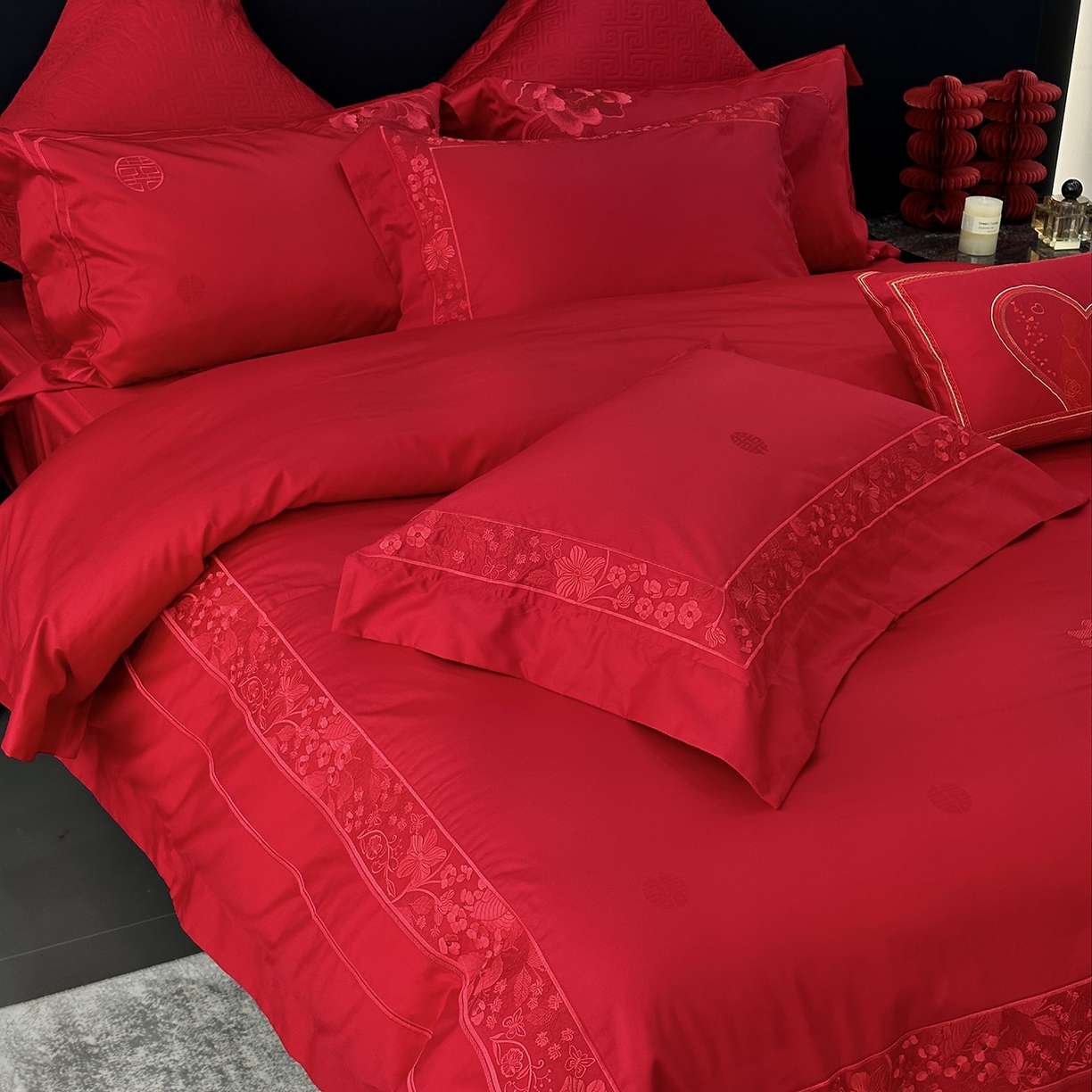 91家纺网 家纺一手货源 找家纺 JUICY 橘滋家纺 2026新款全棉提花高端婚庆刺绣传臻系列四件套多件套 春和景明