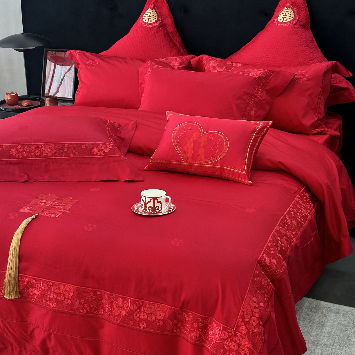 91家纺网 家纺一手货源 找家纺 JUICY 橘滋家纺 2026新款全棉提花高端婚庆刺绣传臻系列四件套多件套 春和景明