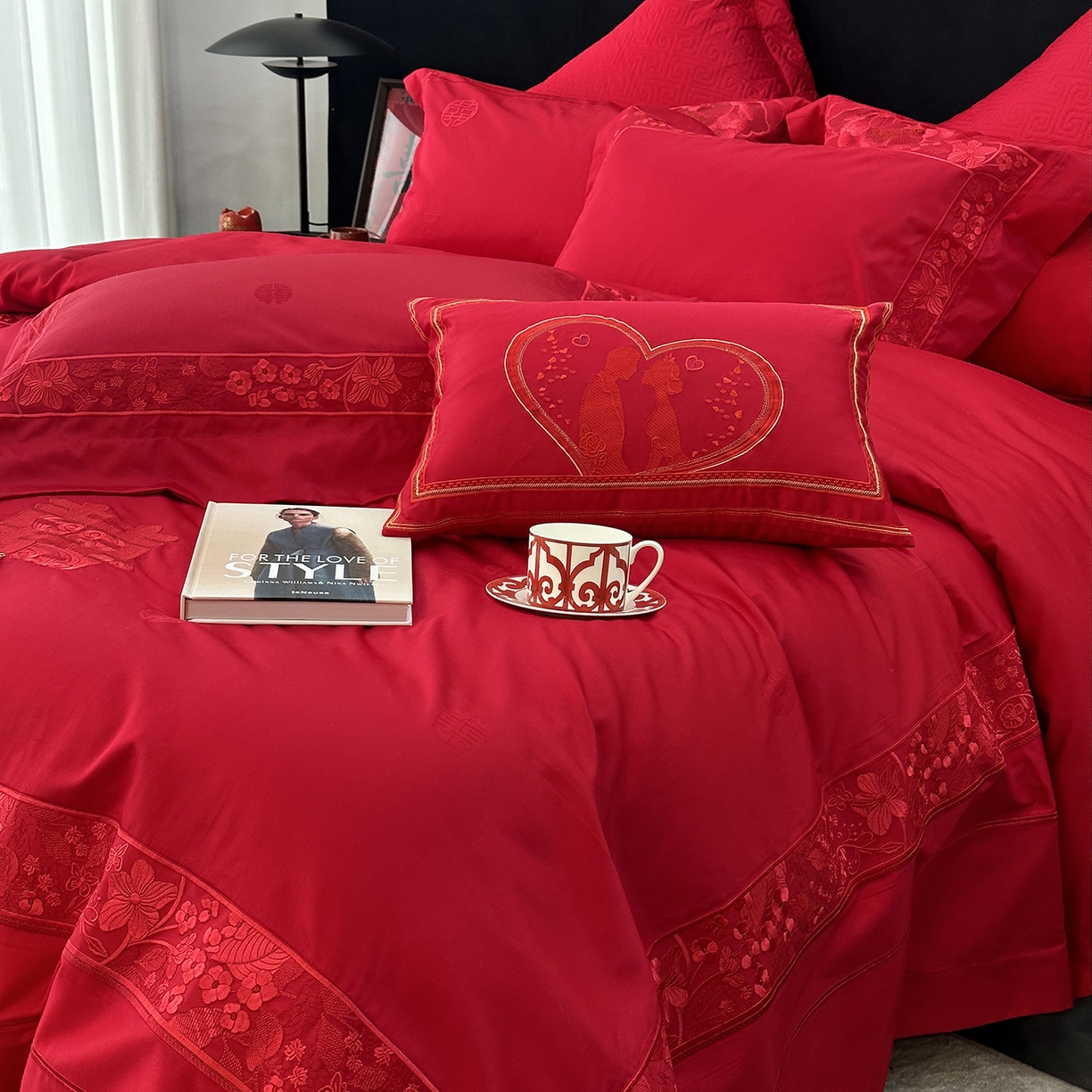 91家纺网 家纺一手货源 找家纺 JUICY 橘滋家纺 2026新款全棉提花高端婚庆刺绣传臻系列四件套多件套 春和景明