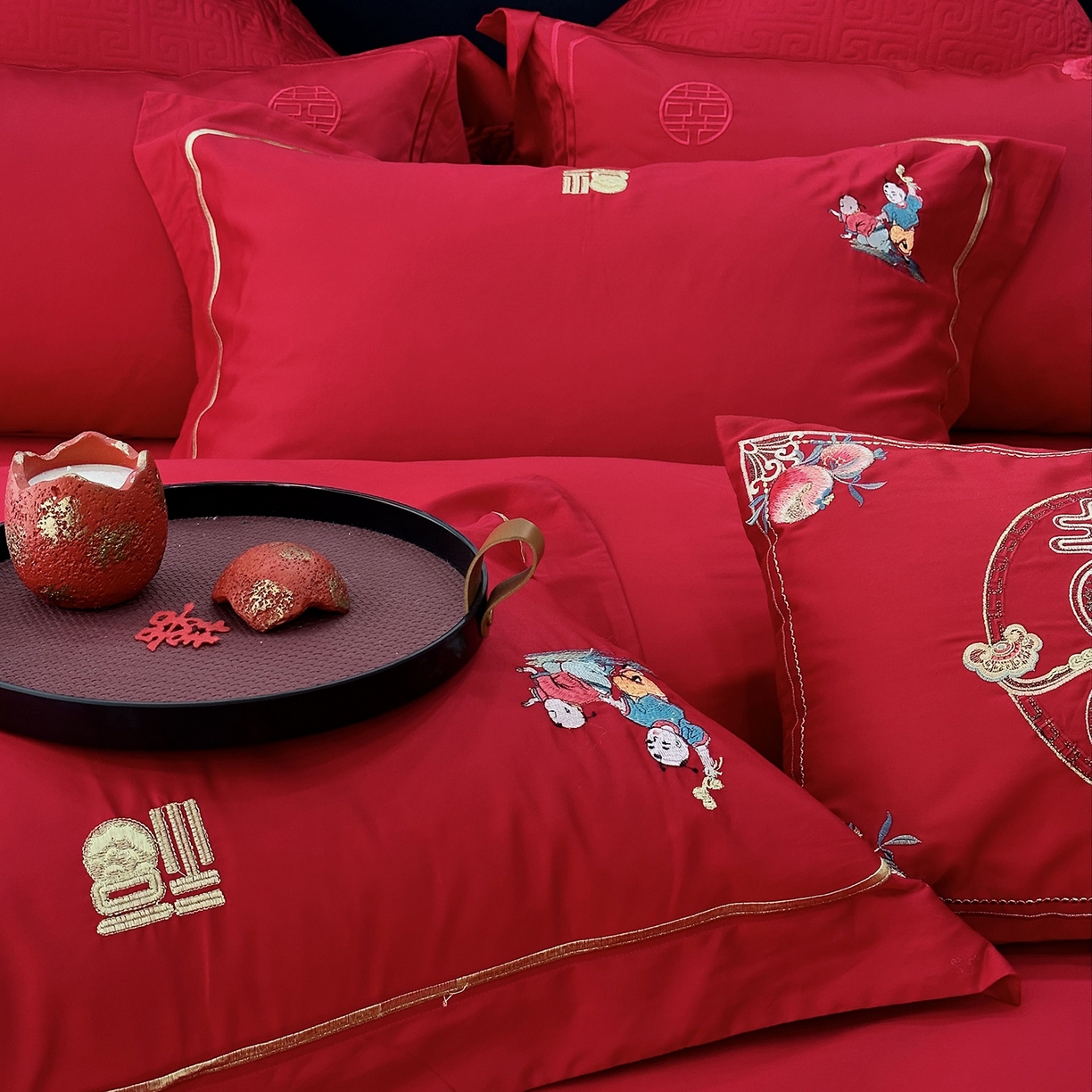 91家纺网 家纺一手货源 找家纺 JUICY 橘滋家纺 2026新款全棉提花高端婚庆刺绣传臻系列四件套多件套 福禄绵延