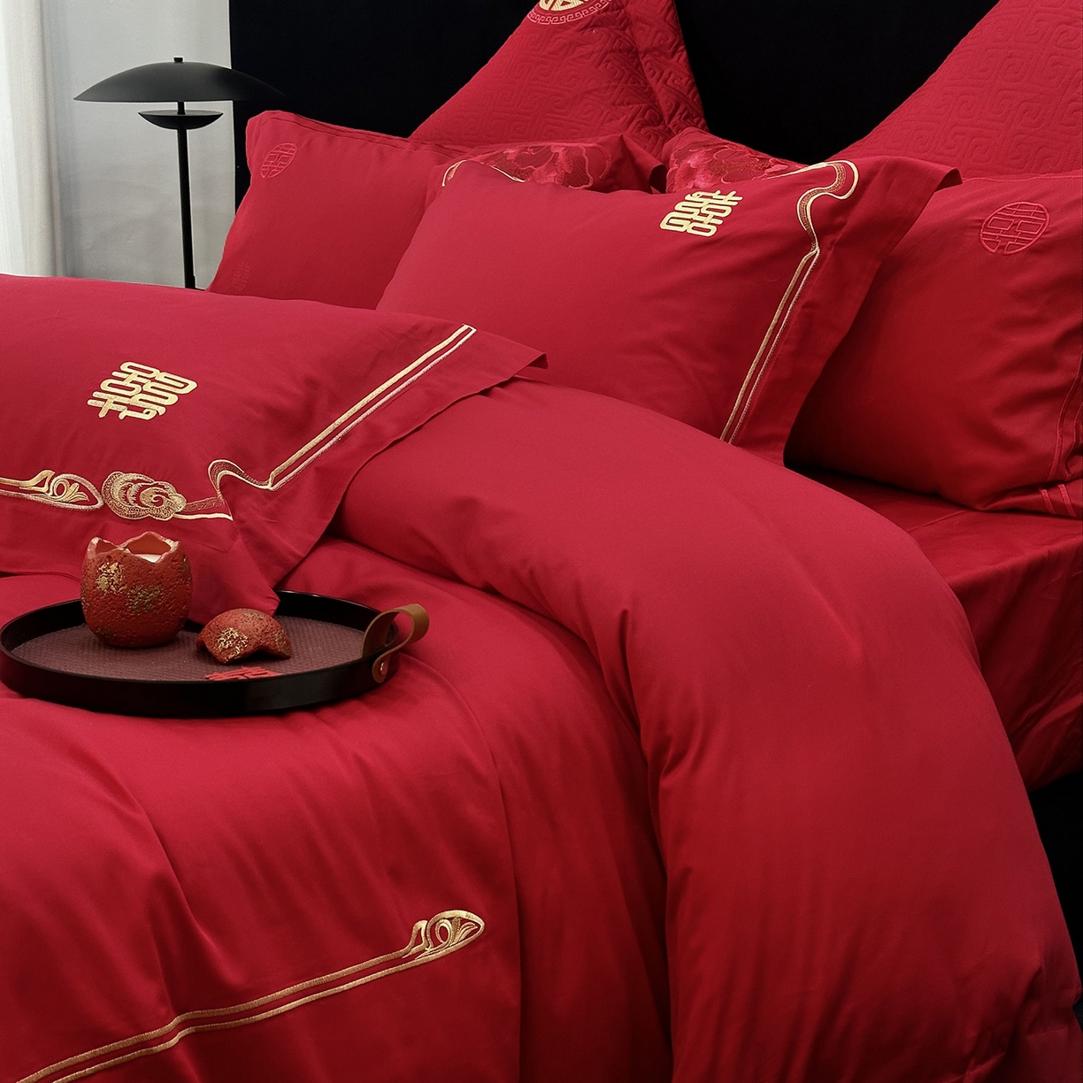 91家纺网 家纺一手货源 找家纺 JUICY 橘滋家纺 2026新款全棉提花高端婚庆刺绣传臻系列四件套多件套 和和美美