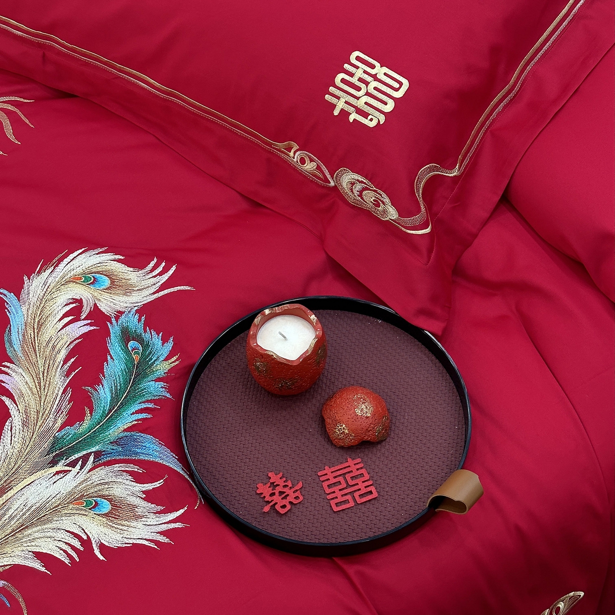 91家纺网 家纺一手货源 找家纺 JUICY 橘滋家纺 2026新款全棉提花高端婚庆刺绣传臻系列四件套多件套 和和美美