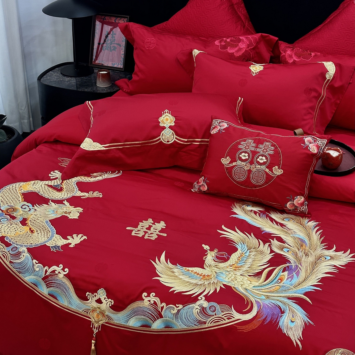 91家纺网 家纺一手货源 找家纺 JUICY 橘滋家纺 2026新款全棉提花高端婚庆刺绣传臻系列四件套多件套 龙凤良缘