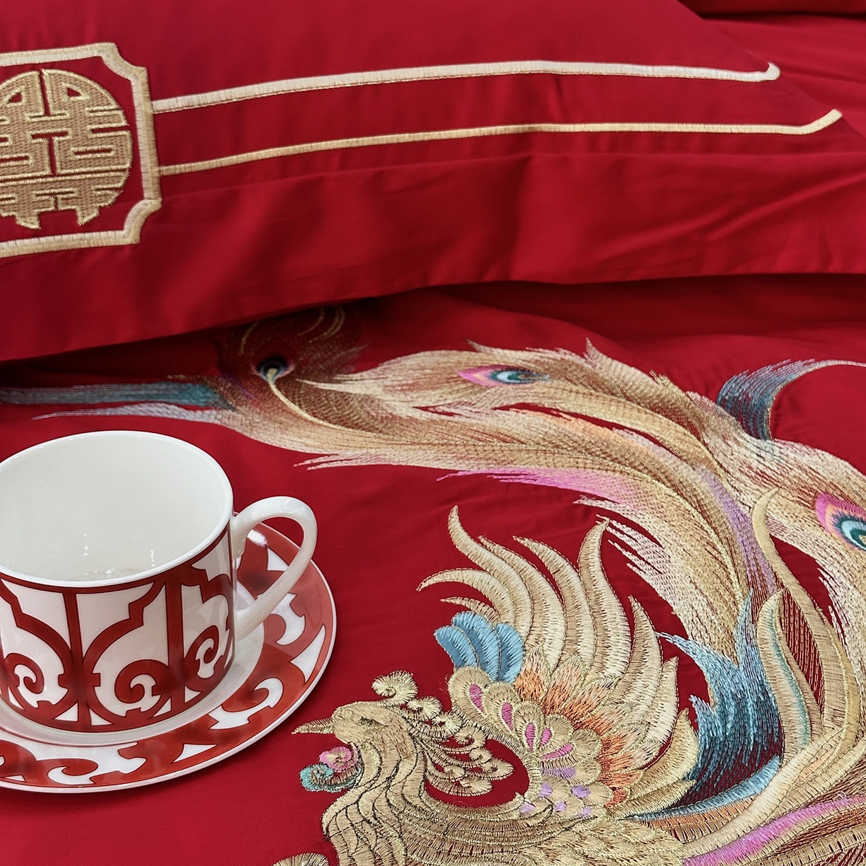 91家纺网 家纺一手货源 找家纺 JUICY 橘滋家纺 2026新款全棉提花高端婚庆刺绣传臻系列四件套多件套 龙华凤贵