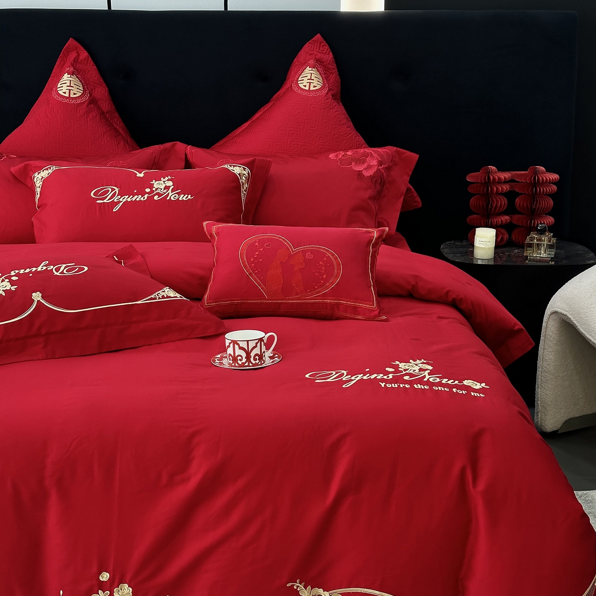 91家纺网 家纺一手货源 找家纺 JUICY 橘滋家纺 2026新款全棉提花高端婚庆刺绣传臻系列四件套多件套 玫瑰传情