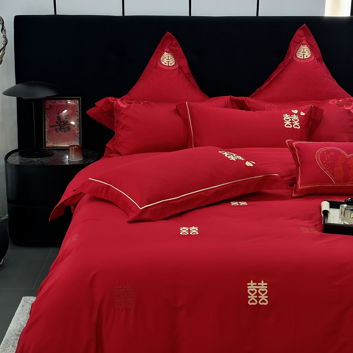 91家纺网 家纺一手货源 找家纺 JUICY 橘滋家纺 2026新款全棉提花高端婚庆刺绣传臻系列四件套多件套 喜临门