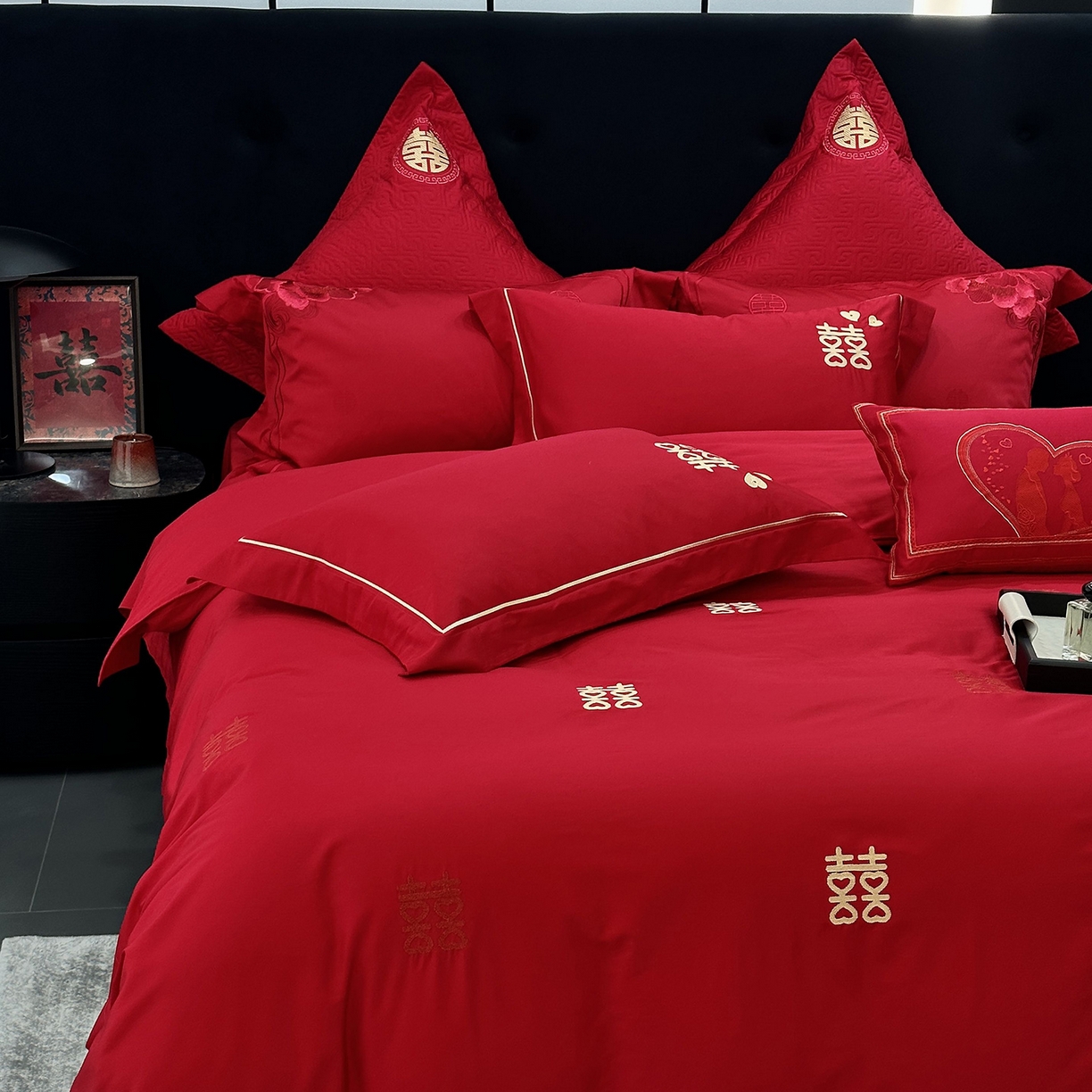 91家纺网 家纺一手货源 找家纺 JUICY 橘滋家纺 2026新款全棉提花高端婚庆刺绣传臻系列四件套多件套 喜临门