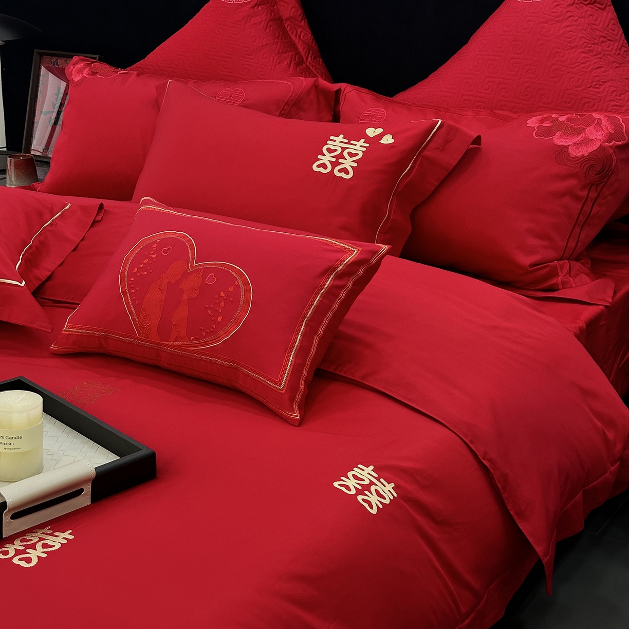 91家纺网 家纺一手货源 找家纺 JUICY 橘滋家纺 2026新款全棉提花高端婚庆刺绣传臻系列四件套多件套 喜临门