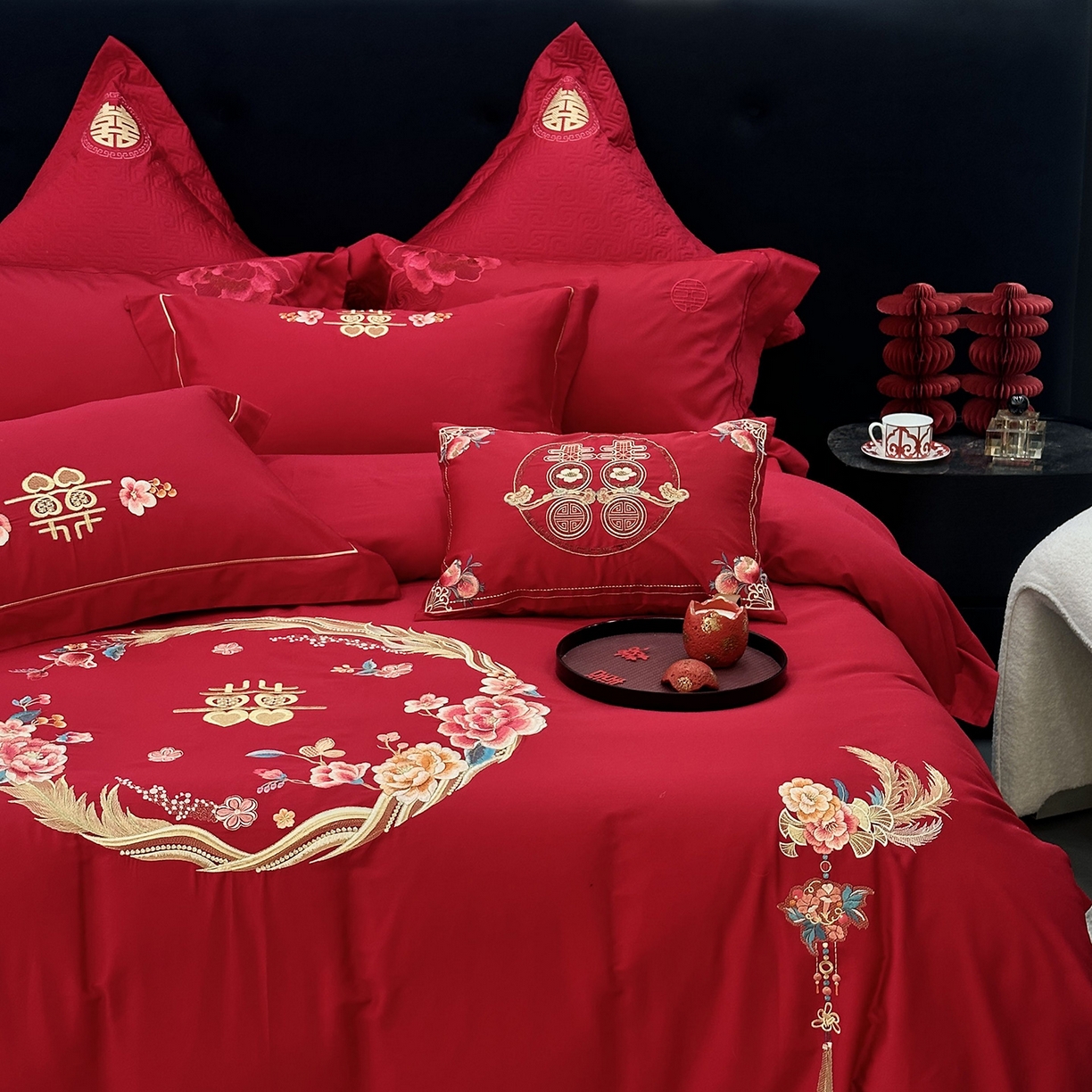 91家纺网 家纺一手货源 找家纺 JUICY 橘滋家纺 2026新款全棉提花高端婚庆刺绣传臻系列四件套多件套 挚爱